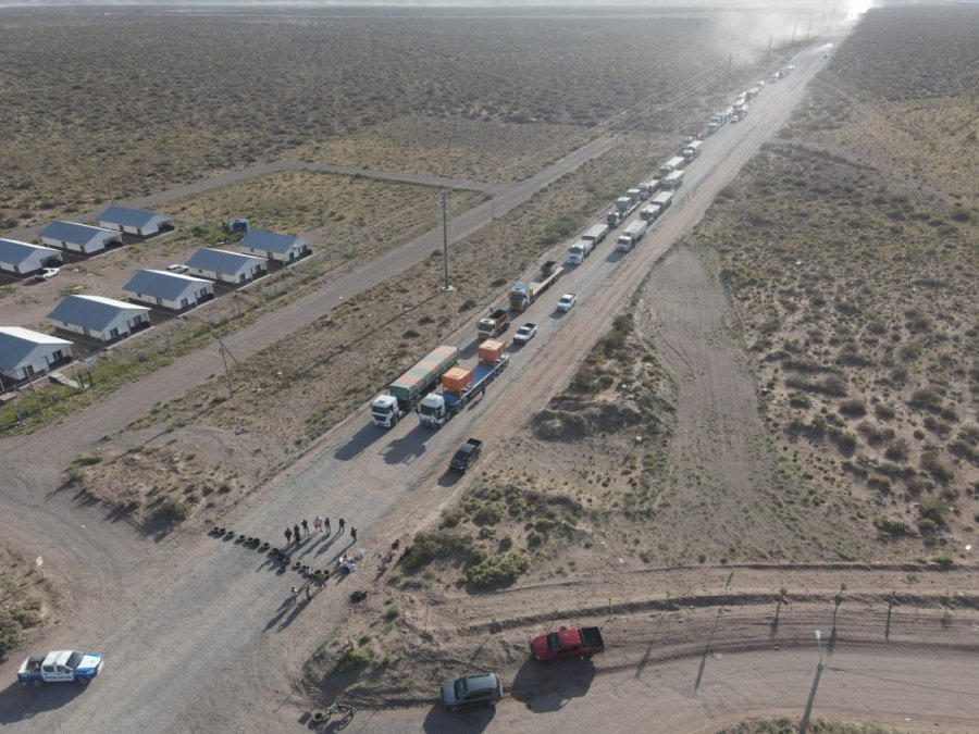 Corte de ruta en Añelo Corte de ruta en Añelo