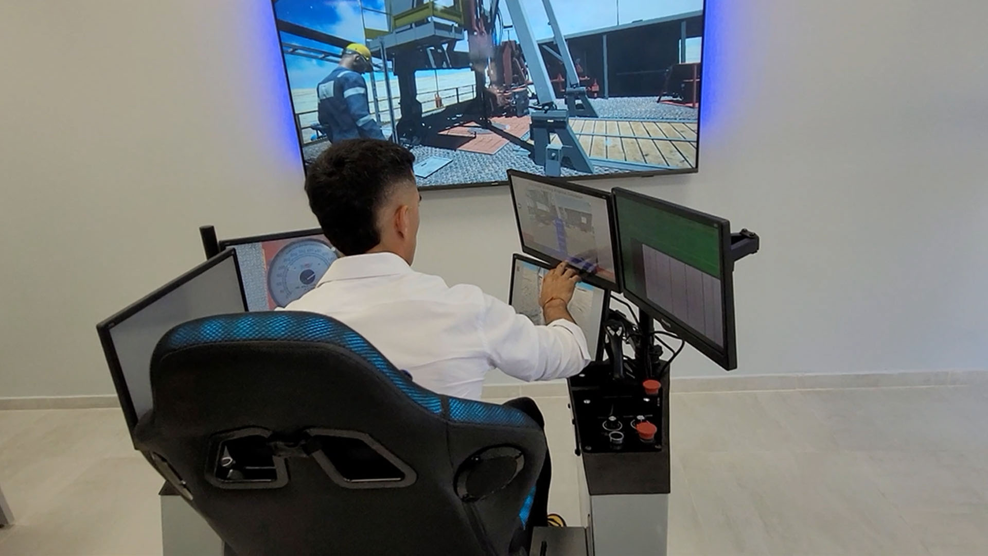 Suman simulador de última generación al Centro de Entrenamiento de DLS Archer en Neuquén  thumbnail