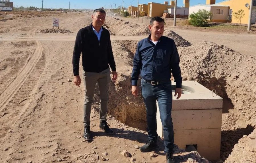 Milton Morales (int. actual) y Fernando Banderet.