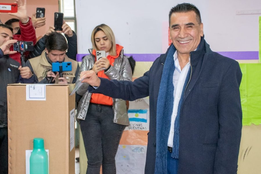 Ramón Rioseco, votando el domingo. Ramón Rioseco, votando el domingo.