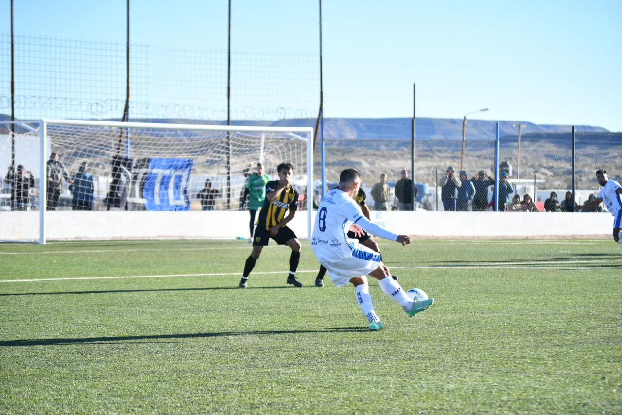 Deportivo Rincón le ganó a Santamarina de Tandil en el Torneo Federal A - Deportes Portada de El Periódico de Rincón - Rincón de los Sauces - Neuquén - Patagonia thumbnail