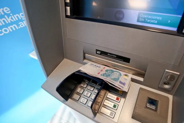 El sábado cobran sus haberes el personal de la administración pública