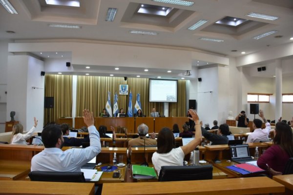 Neuquén prohibió la actividad de limpiavidrios en la ciudad