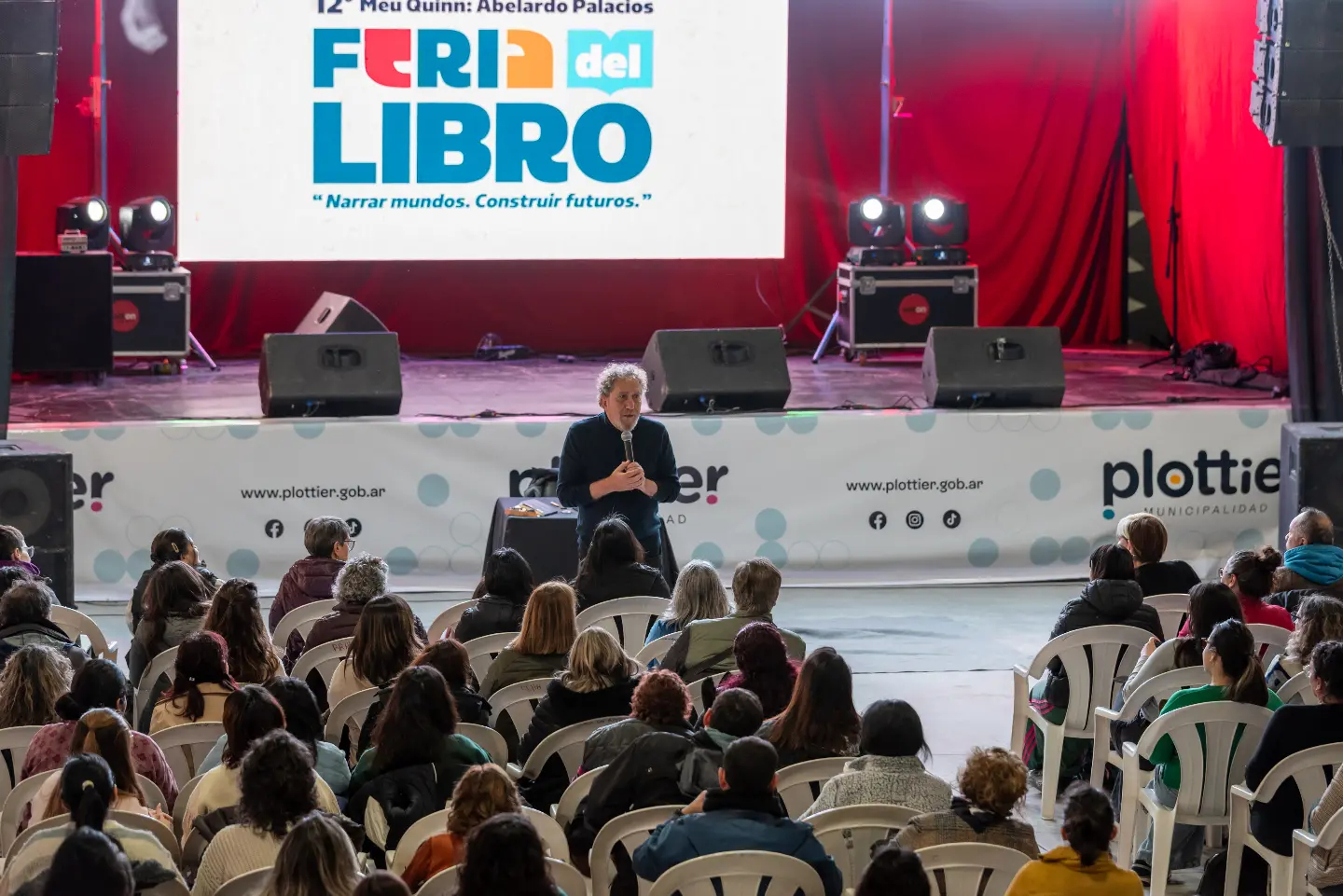 La Feria del Libro de Plottier cerró su 12.ª edición con amplia participación