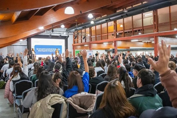 Becas Gregorio Álvarez: El lunes reabren las inscripciones a las becas para el Nivel Superior