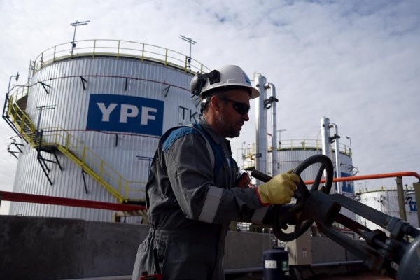 YPF inauguró una planta de US$ 400 millones en Vaca Muerta para impulsar el Hub Sur